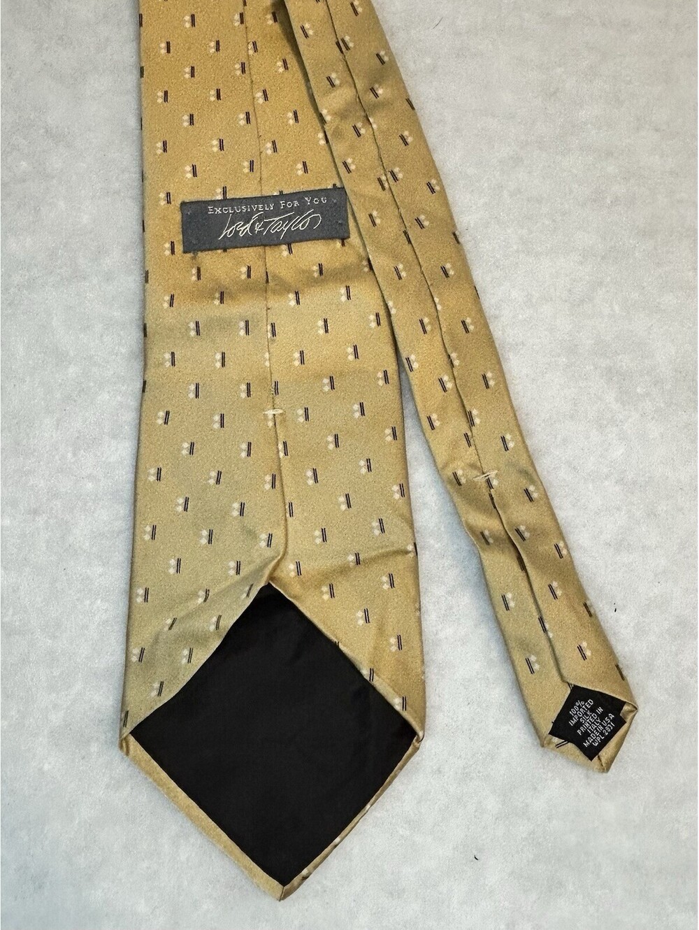 Wolf & Taylor Men's Woven Silk Geometric Tie Gold Black White Classic Width